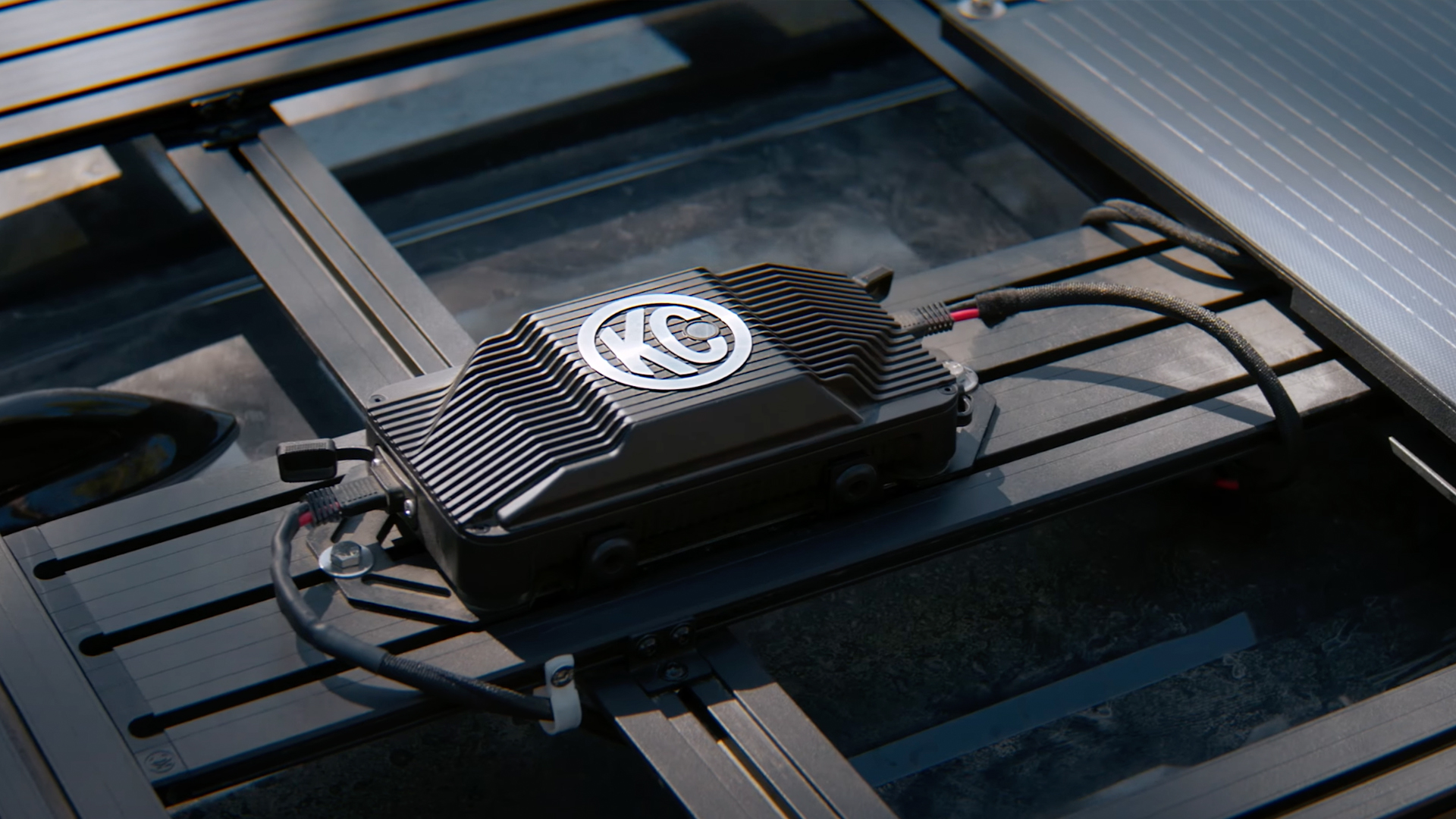Detail view of KC Hilites Platform One roof rack.