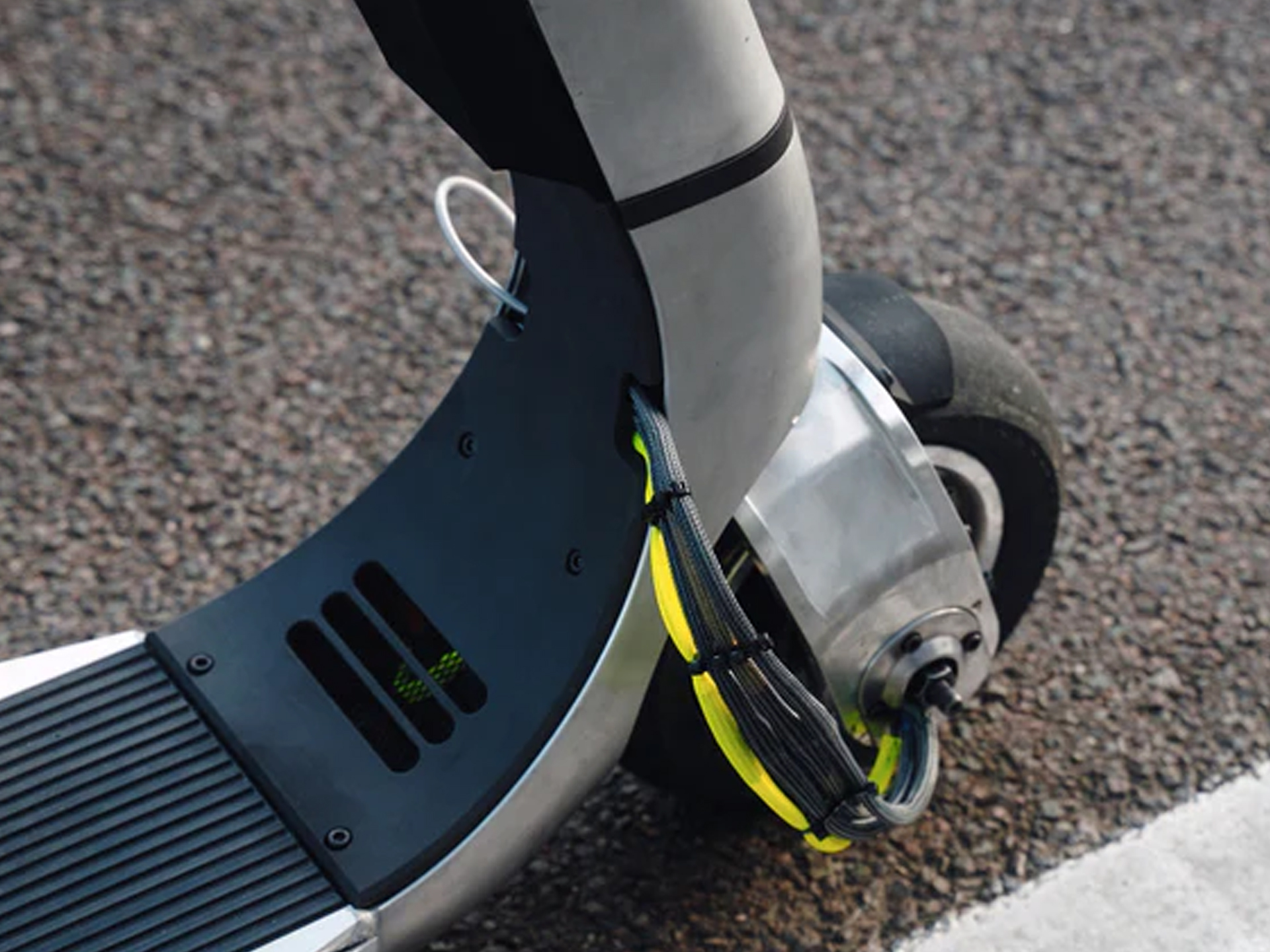 Bo Turbo scooter front wheel.