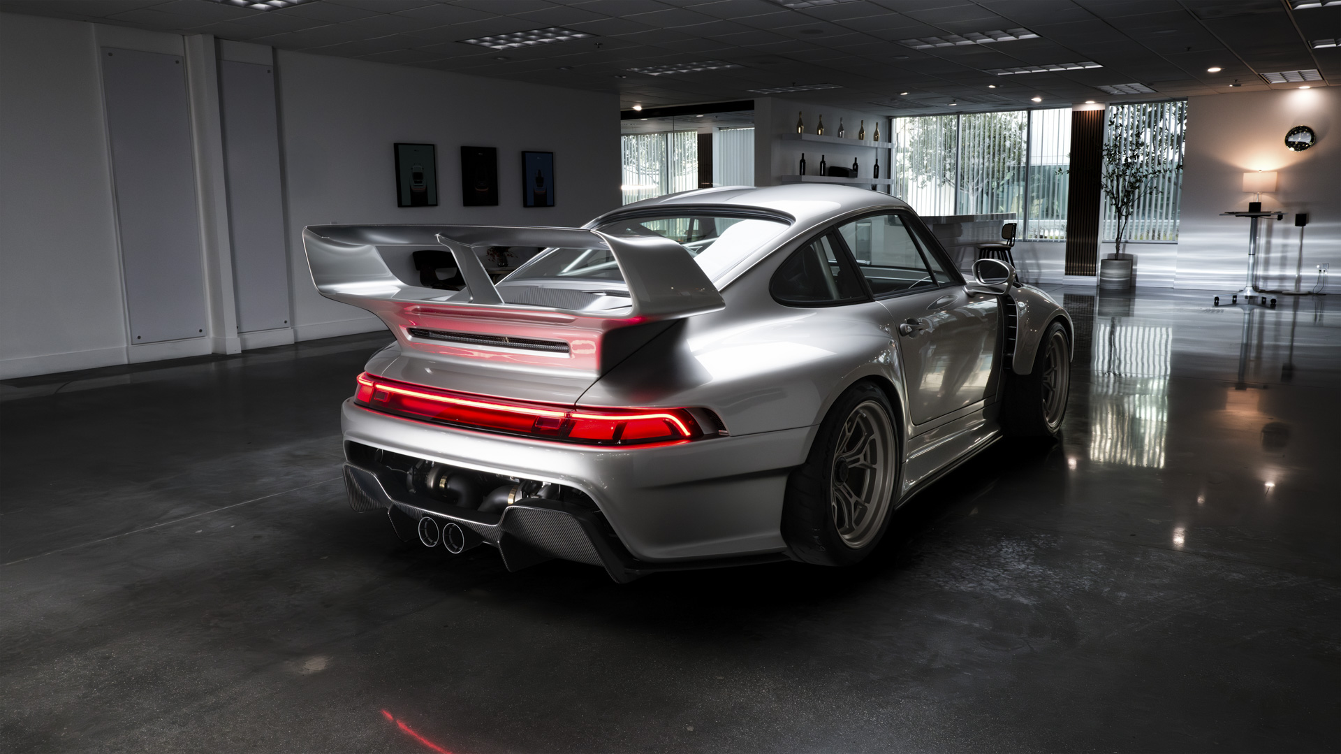 Gunther Werks F-26 rear
