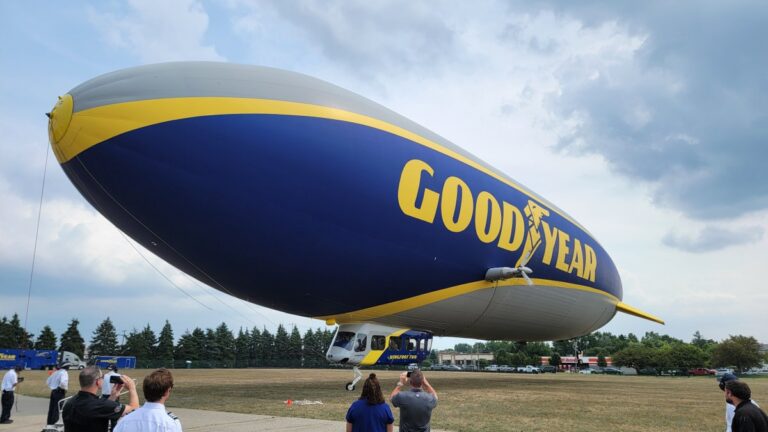 Here’s What It’s Like to Ride on America’s Favorite Airship